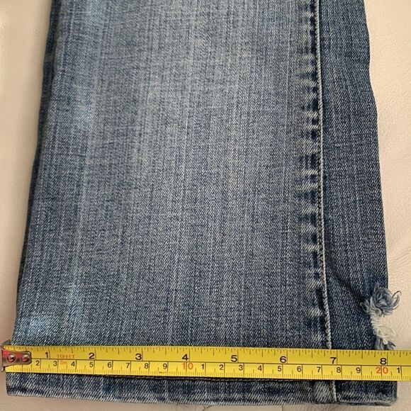 Seven 7 Distressed Embellished Denim Medium Wash Women’s Jeans Size 4P - Picture 8 of 13